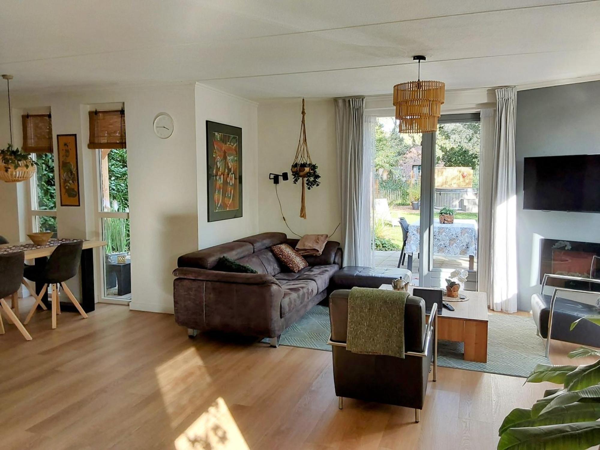 Rumah Senang Wellness Met Hottub En Tuin Ewijk Dış mekan fotoğraf