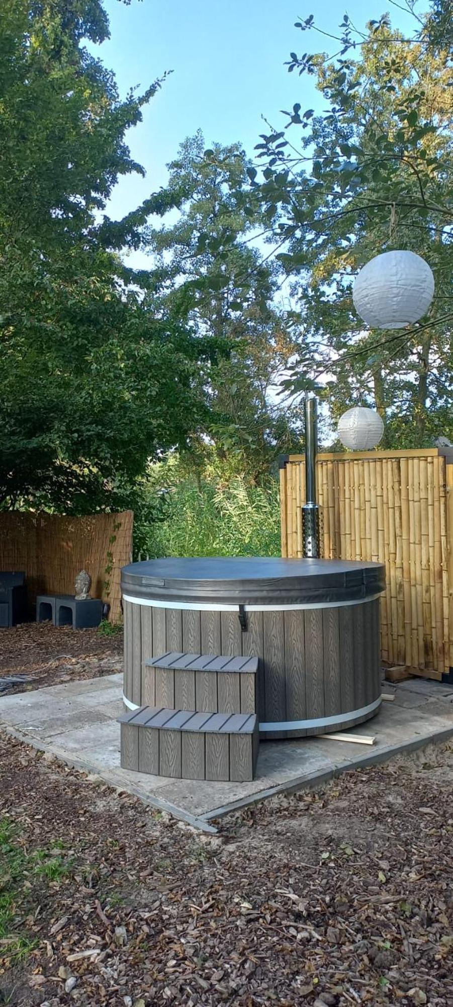 Rumah Senang Wellness Met Hottub En Tuin Ewijk Dış mekan fotoğraf